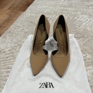 Zara Women's Chic Brown Heels